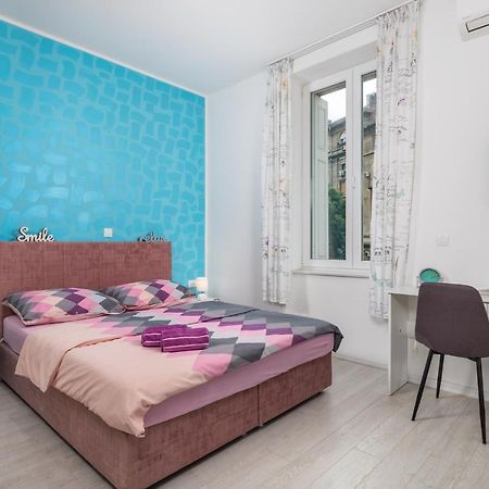 Studio Apartments Fran'S リエカ エクステリア 写真