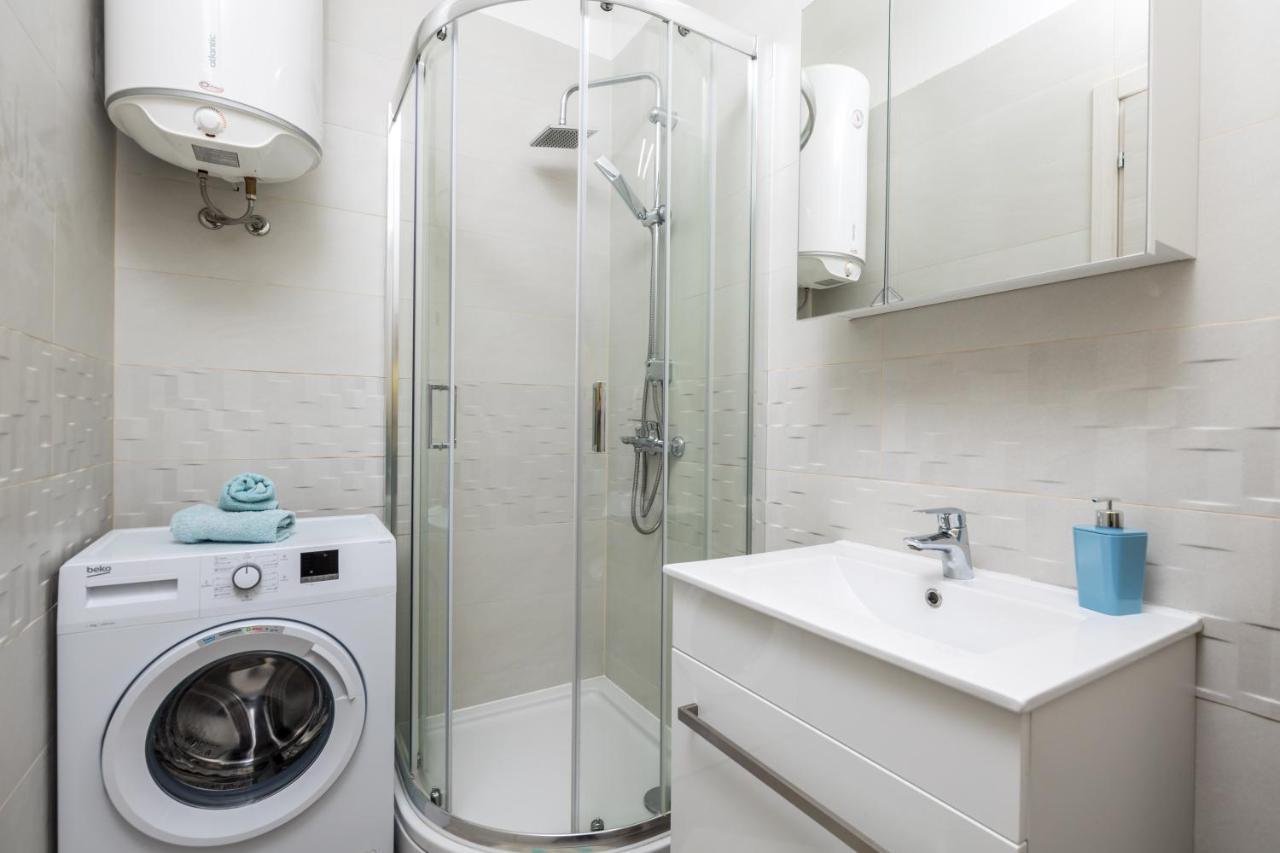 Studio Apartments Fran'S リエカ エクステリア 写真