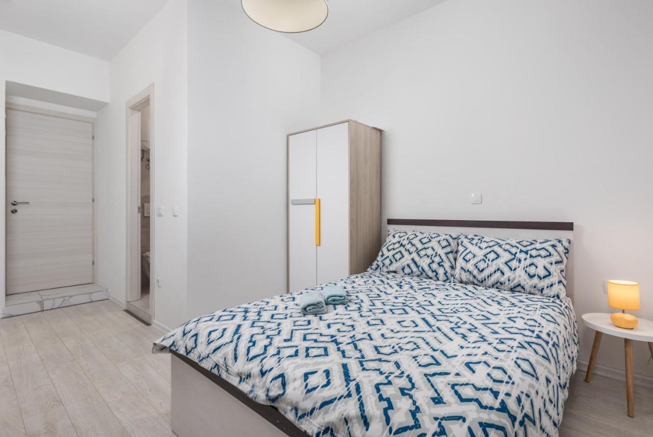 Studio Apartments Fran'S リエカ エクステリア 写真